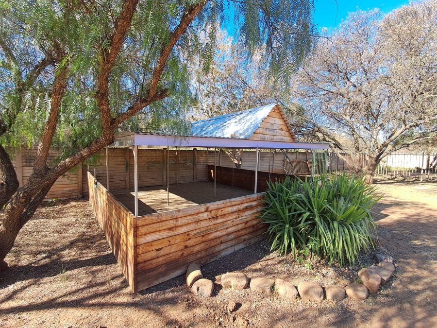 To Let 7 Bedroom Property for Rent in Groenvlei Sh Free State